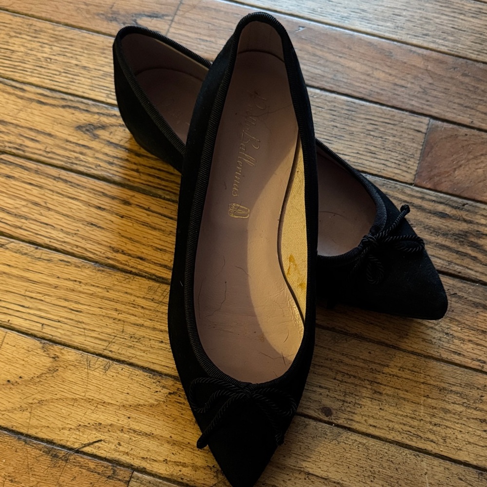 Pretty Ballerinas Black Suede Flats size 6